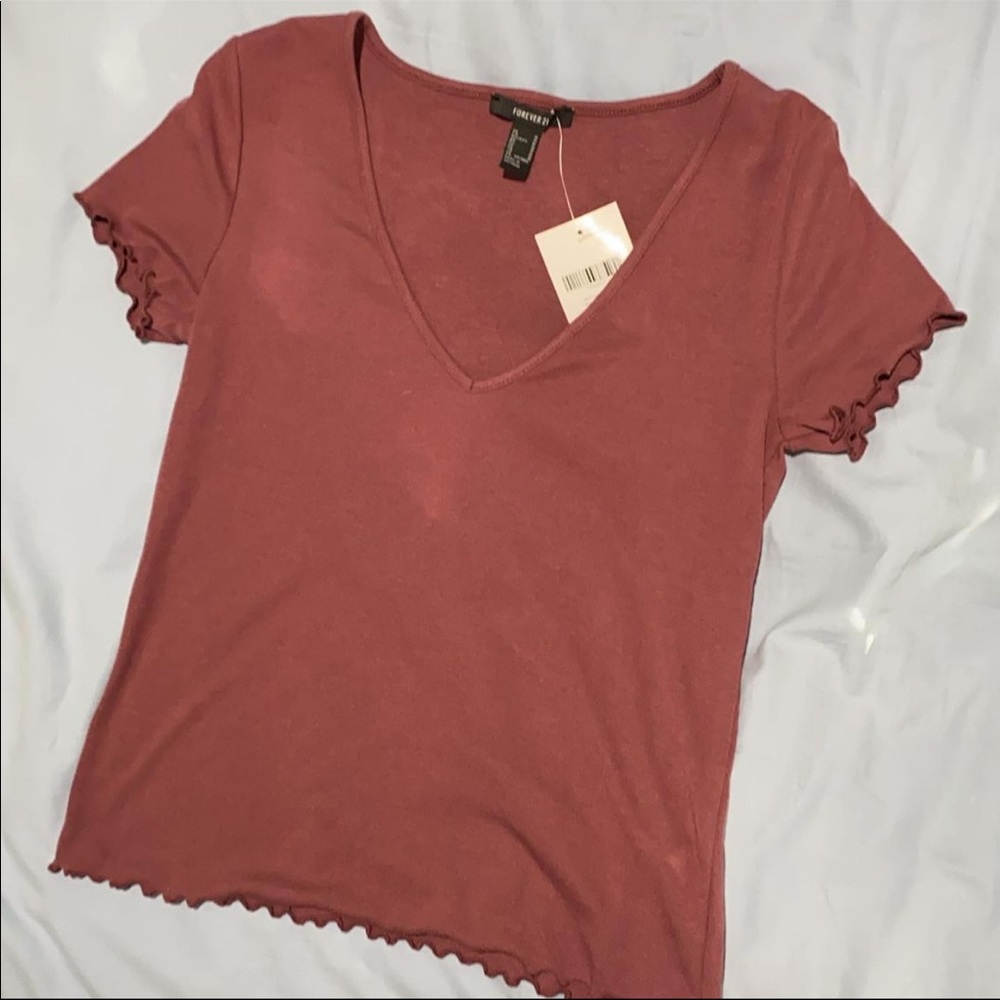 Crop v neck shirt